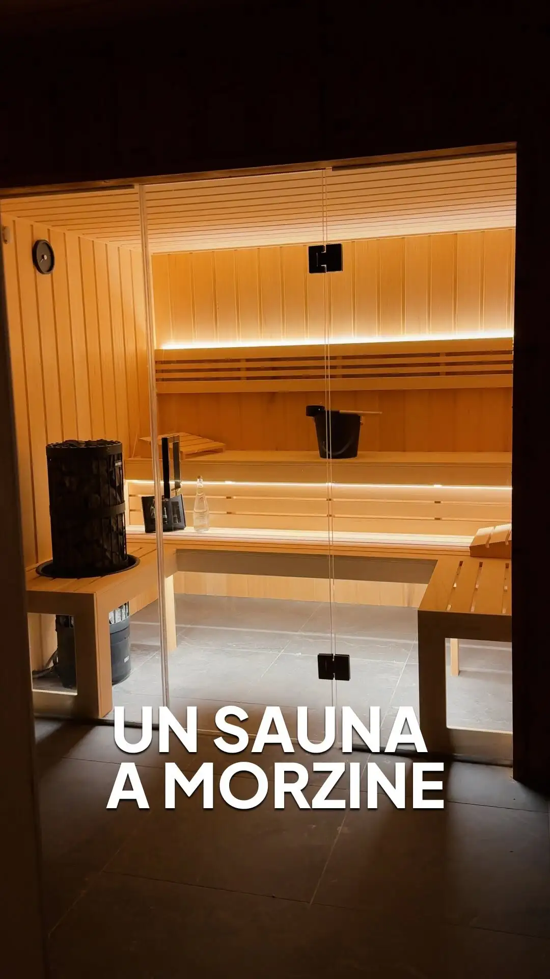 Sauna intérieur au cœur des Portes du Soleil – Morzine ✨

Installer un sauna intérieur dans un chalet neuf en pleine construction, en plein cœur du domaine skiable des Portes du Soleil, c’est créer un véritable cocon de bien-être après le ski 🏔️❄️
À Morzine, entre nature, bois brut et chaleur enveloppante, ce sauna sur mesure transforme ce chalet en futur refuge de détente absolue.

Chez Zen Sauna, nous concevons et installons des saunas haut de gamme adaptés aux chalets de montagne, résidences de luxe et projets sur mesure, même en zone alpine.
Après une journée sur les pistes, rien de mieux qu’un moment de relaxation intense face aux sommets.

📍 Morzine – Portes du Soleil
🔥 Sauna intérieur sur mesure
🏔️ Spécial montagne & stations de ski
🇫🇷 Interventions en France & Suisse