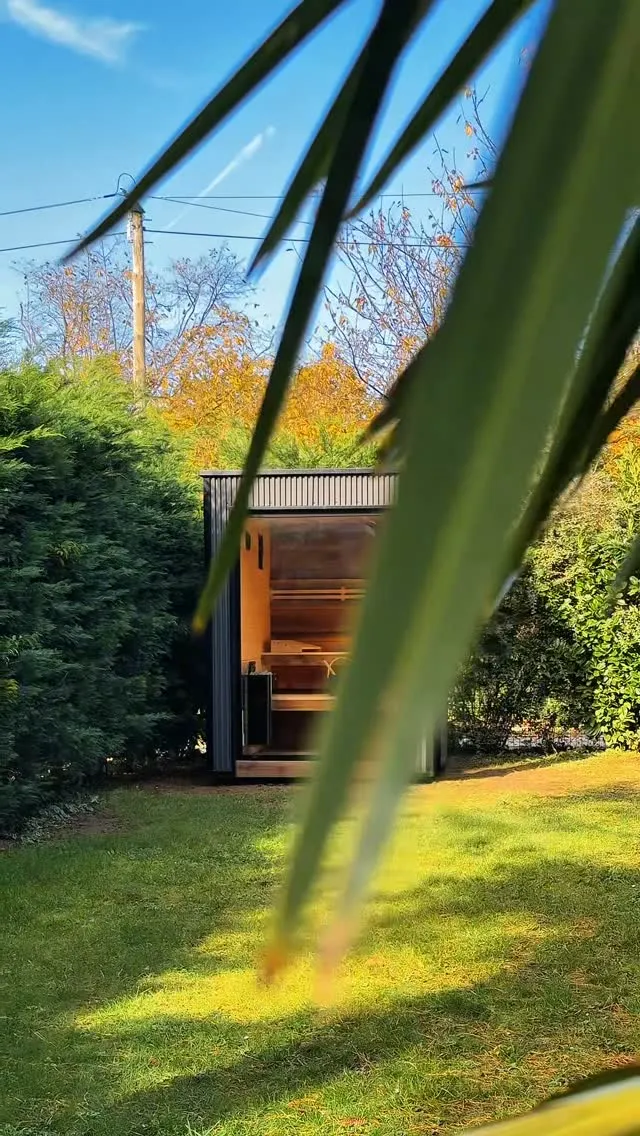 🔥 Installer un sauna chez soi sans permis de construire ? Oui, c’est possible.

Chez Zen Sauna, on conçoit des espaces bien-être haut de gamme qui s’intègrent parfaitement à votre extérieur ou à votre chalet… et bonne nouvelle : un sauna de moins de 5m² ne nécessite généralement pas de permis de construire.

Cela signifie :
✅ Installation rapide 
✅ Moins de démarches administratives 
✅ Un espace détente accessible plus facilement 
✅ Une vraie expérience sauna à domicile toute l’année

Que ce soit en montagne, au bord d’un lac ou dans votre jardin, nous transformons de petits espaces en véritables refuges de relaxation.

📍 Intervention : Morzine, Avoriaz, Les Gets, Chamonix, Megève, Annecy, Lac Léman, Alpes françaises & Suisse 
🚚 Livraison et installation clés en main

💬 Vous avez un espace disponible ? Parlons de votre projet et créons votre sauna sur mesure.

👉 Contactez-nous en message privé ou via le lien en bio pour votre étude personnalisée.